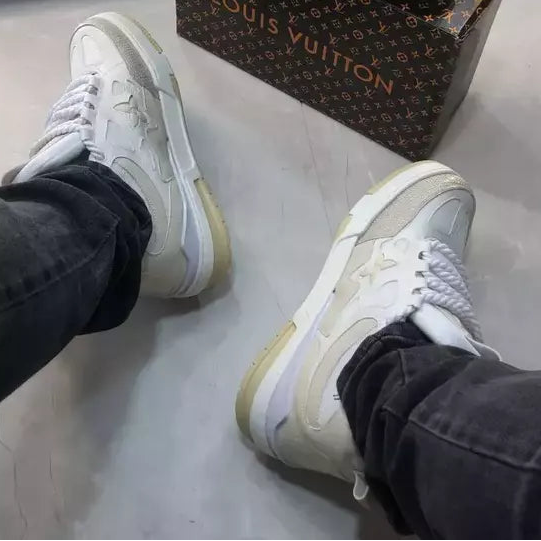 Modelo Lv Bege + Brinde Exclusivo