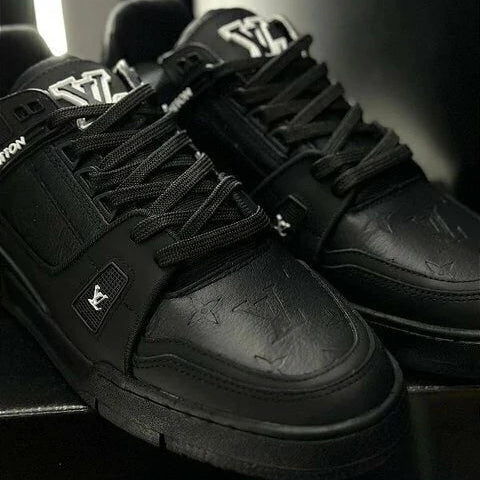 Modelo Lv Trainer Black + Brinde Exclusivo