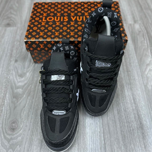 Modelo Lv Trainer Black + Brinde Exclusivo