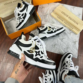 Modelo Lv Branco e Preto + Brinde Exclusivo